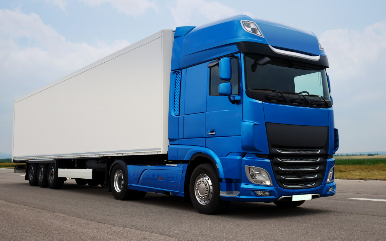 What You Need to Know Before You Transport a Shipping Container
